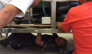 lavori-costruzione-piscina-su-megayacht-20.jpg